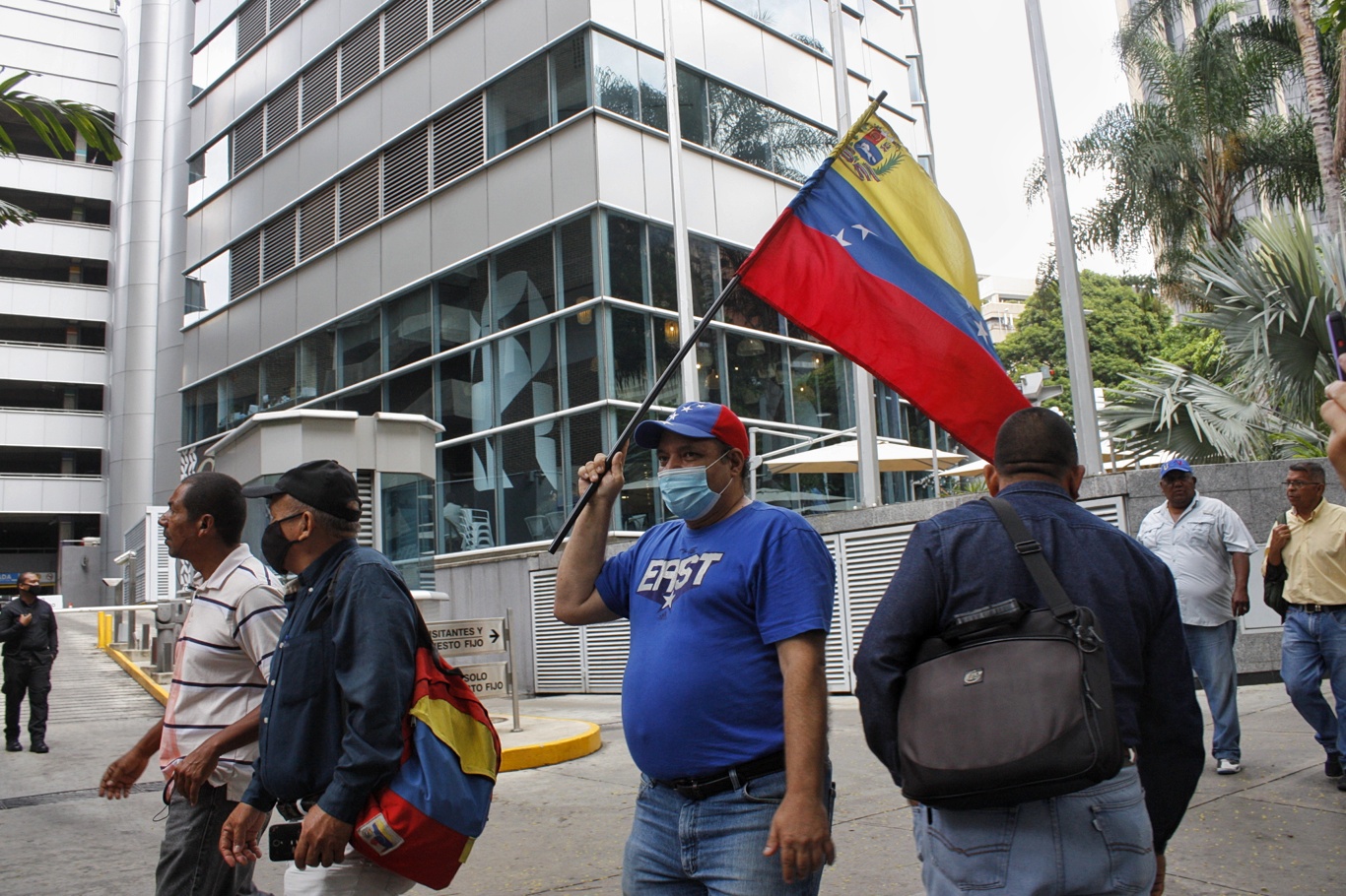 Resolución del CNE busca “legalizar intervención” de los sindicatos, según dirigentes