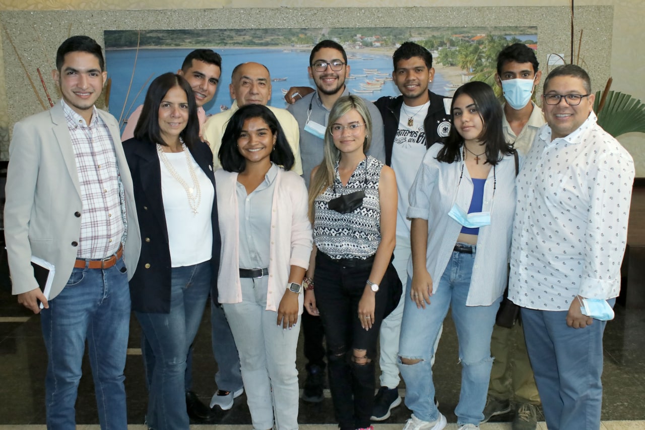 Cevamar sostiene encuentro con líderes estudiantiles de Nueva Esparta