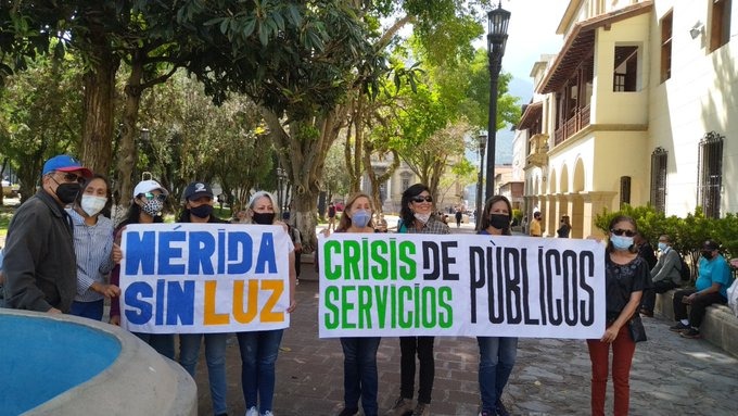 Cortes eléctricos duran más de 8 horas en Mérida