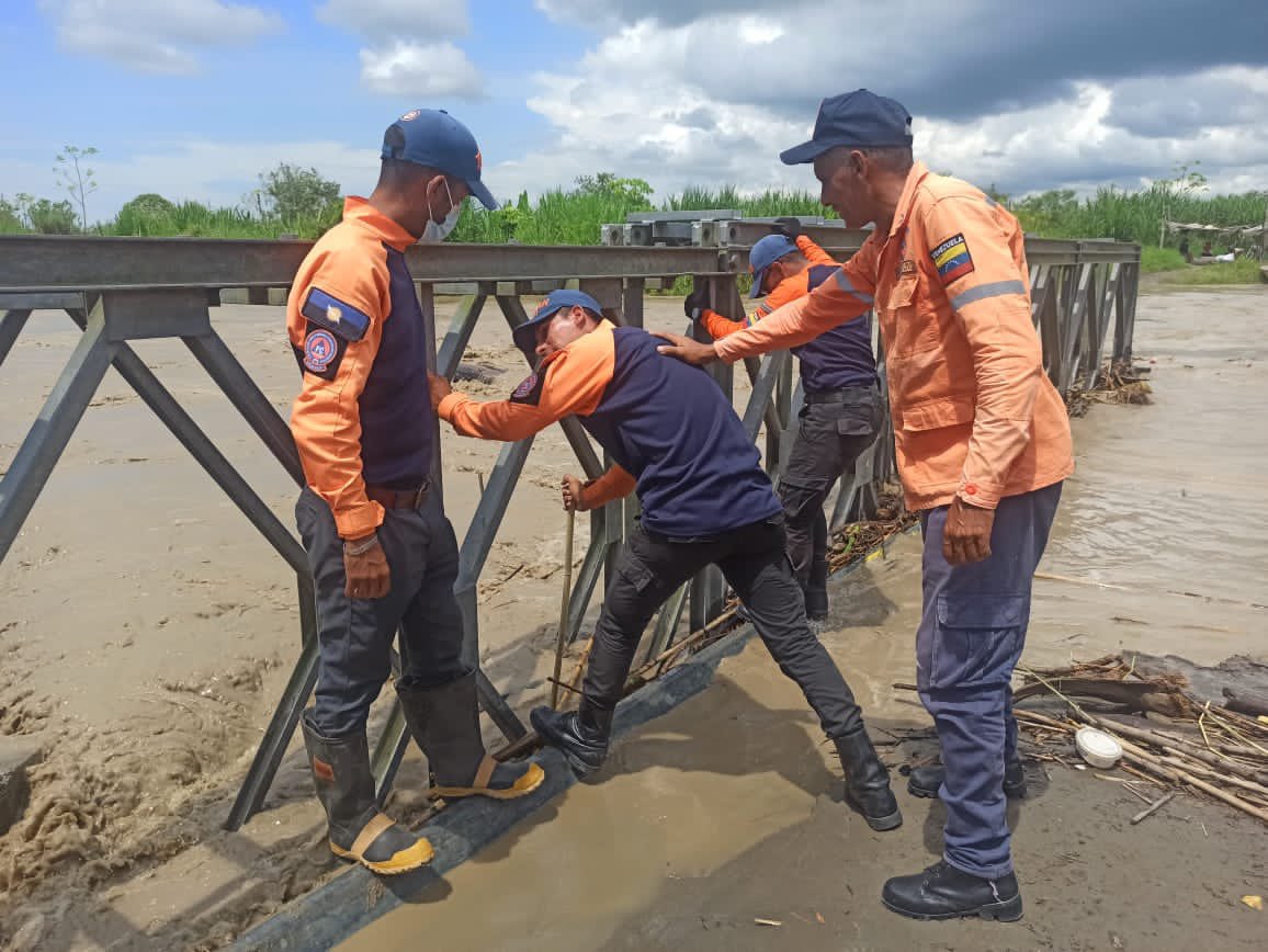 Cuatro municipios del Zulia bajo las aguas por fuertes lluvias