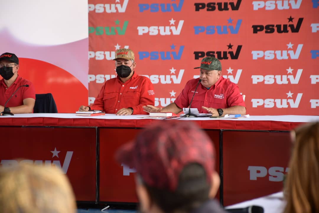 abello rechaza que se hable de «paquetazo» económico y de que Maduro no aumentó salario