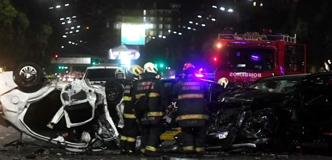 Mueren dos jóvenes venezolanos en aparatoso accidente de tránsito en Argentina