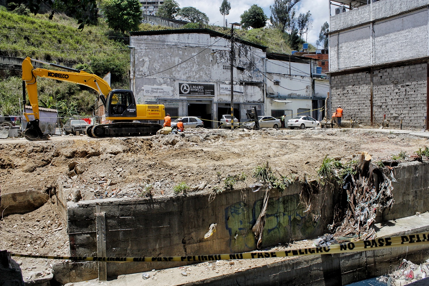 "No voy a dejar mi casa", vecinos de Los Flores de Catia están bajo desalojo preventivo por lluvias