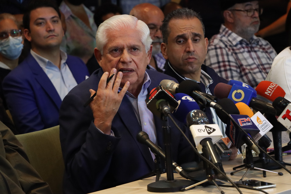 Plataforma Unitaria se solidariza con Juan Guaidó por “persecución” de Maduro