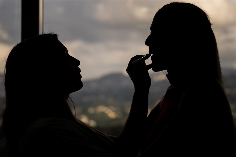Médico y drag queen, el "dragtor" que hace activismo LGBTI en Venezuela