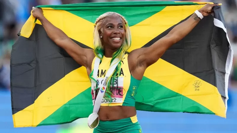 ¿Mejor que Usain Bolt? La histórica victoria de la jamaiquina Shelly-Ann Fraser-Pryce en los 100 metros en el Mundial de Atletismo