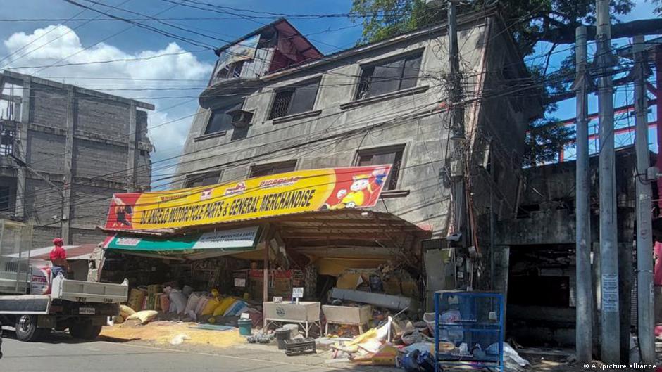 Terremoto de magnitud 7,1 golpea el norte de Filipinas