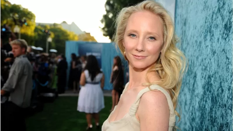 Anne Heche: la trágica vida de la actriz que murió a los 53 años días después de estrellar su auto contra una casa en Los Ángeles