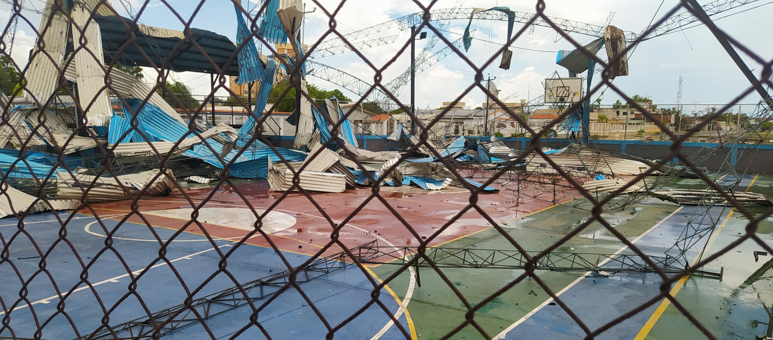 Más de 300 familias afectadas en Zulia tras el paso de trombas marinas