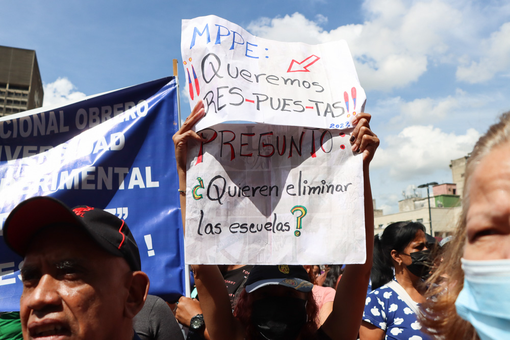 Trabajadores públicos aseguran que les están violando sus derechos contractuales | Foto: Mairet Chourio