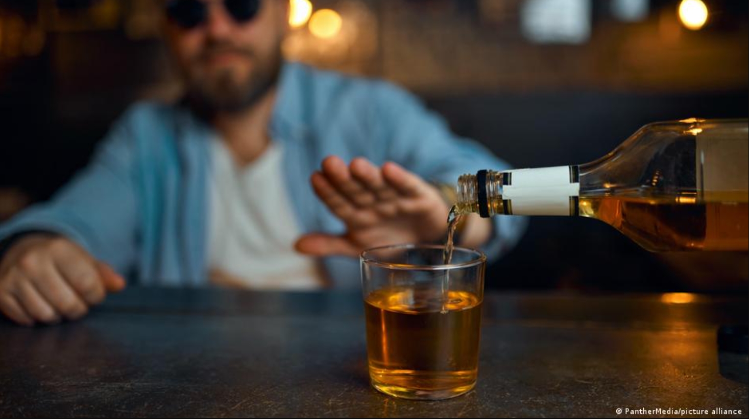 Amplio estudio recomienda no tomar alcohol hasta los 40 años