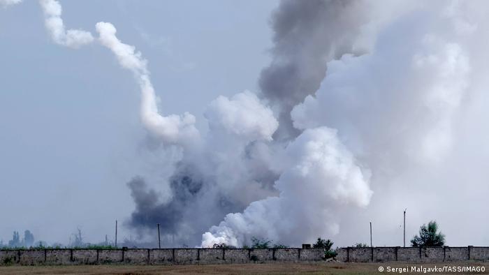 Rusia califica de "sabotaje" explosiones en base de Crimea