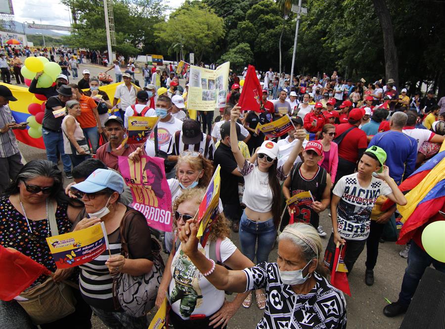 Fiesta en la frontera de Colombia con Venezuela por la investidura de Petro