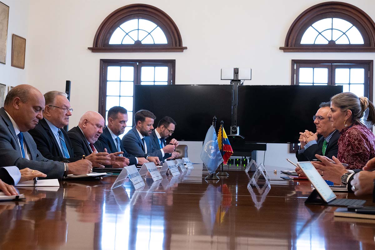 Representante de la ONU discute con gobierno colombiano sobre migración venezolana