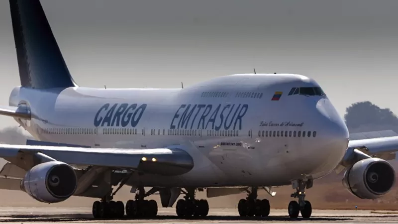 Liberan a 12 de los 19 tripulantes del polémico avión venezolano de origen iraní retenido en Argentina: qué pasa ahora
