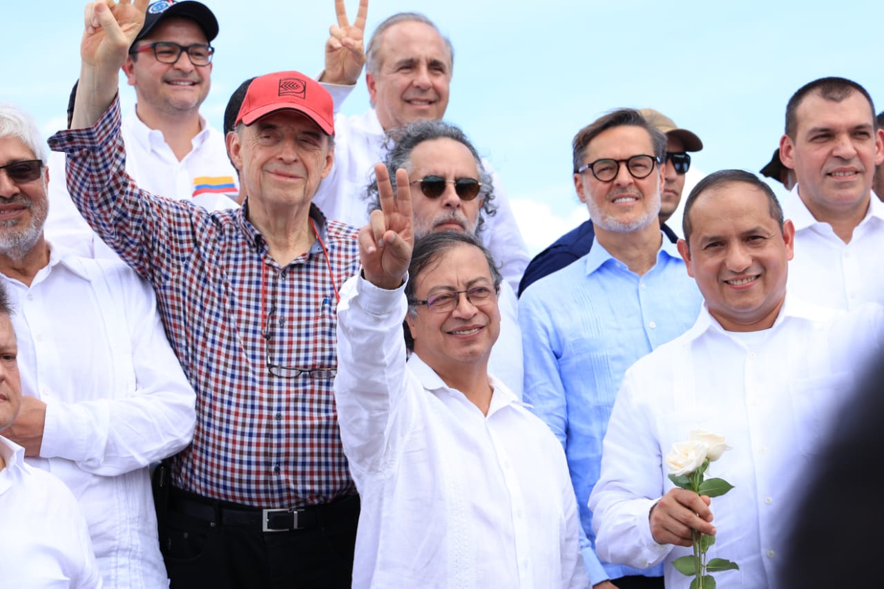Human Rights Watch pide a Petro abordar crisis humanitaria y de derechos humanos en Venezuela