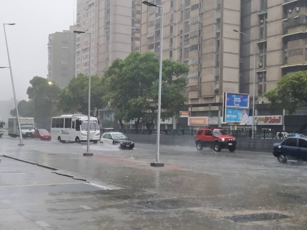 Fuertes lluvias se mantendrán por al menos 72 horas más en Venezuela