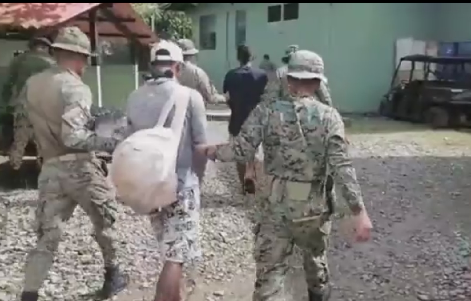Panamá encuentra a 12 migrantes en campamento improvisado en isla de Guna Yala