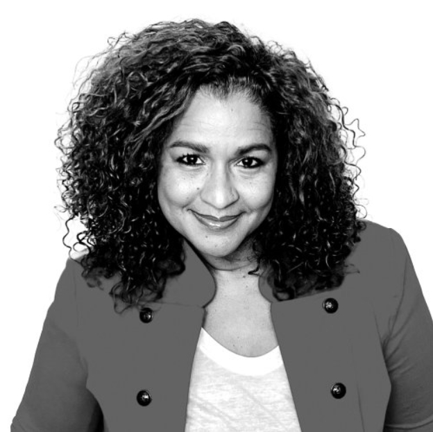 Forbes reconoce a periodista Tamoa Calzadilla como una de las creativas más destacadas del mundo