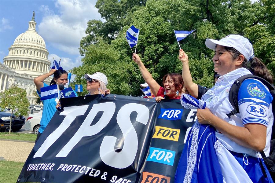 La protección que llega tarde: venezolanos en EEUU esperan un año por el TPS