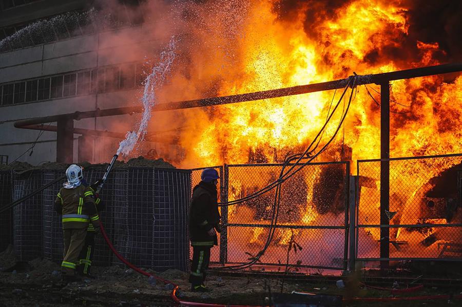 Al menos dos muertos y un herido en el nuevo ataque ruso a Kiev