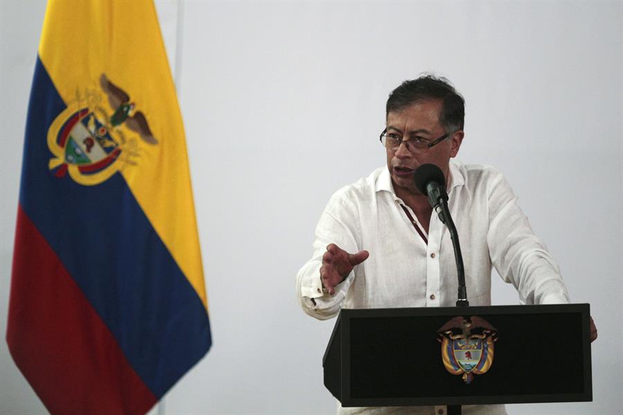 Petro confirma reinicio de negociación entre el chavismo y la oposición