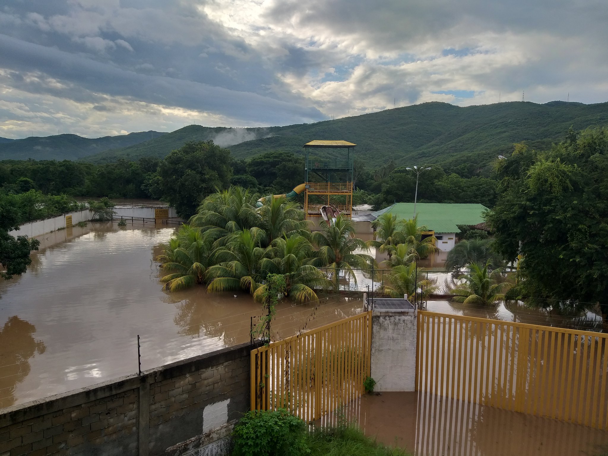 650 viviendas se inundaron en Cumaná tras crecida del río Manzanares