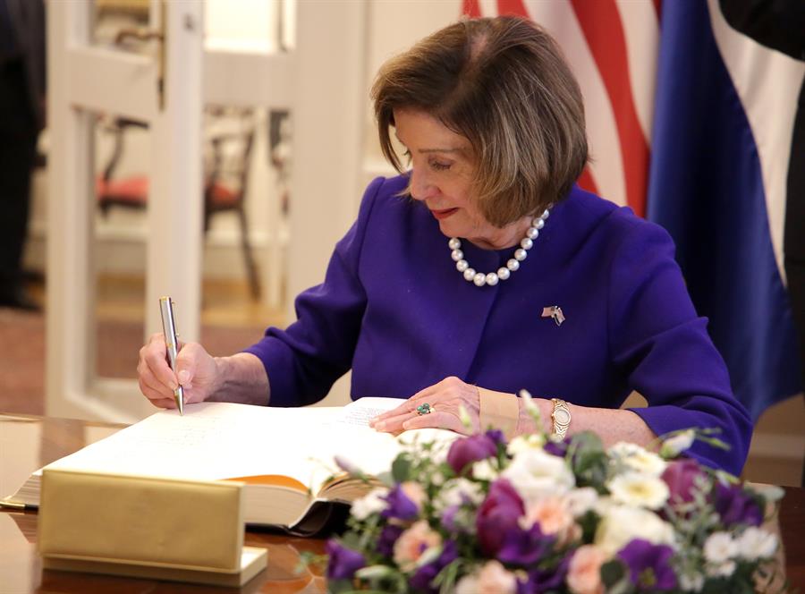 El agresor del esposo de Pelosi gritó "¿Dónde está Nancy?" durante el asalto