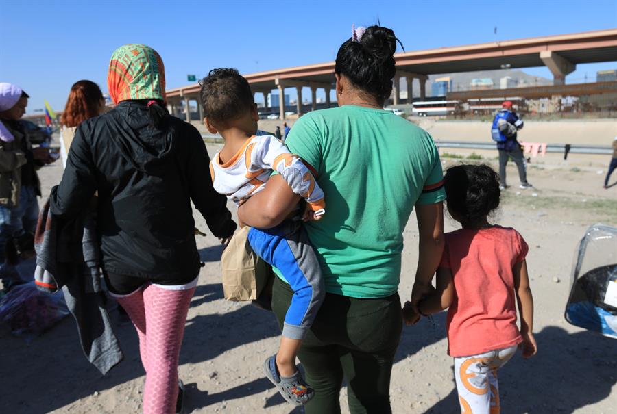 Al menos 71 venezolanos murieron en rutas migratorias en 2022, señala Smolansky