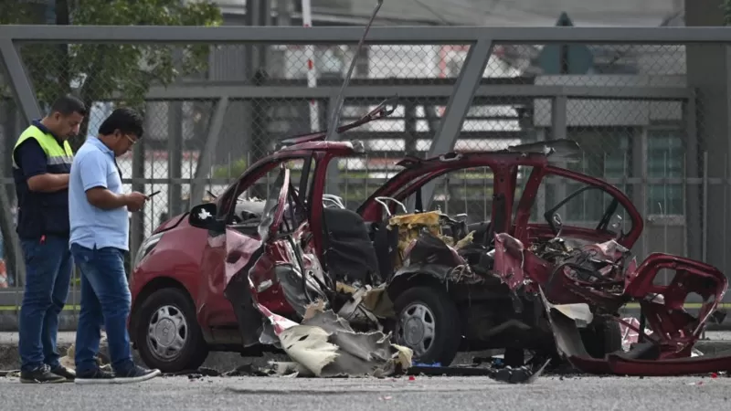 Las 24 horas de ataques sincronizados del narco en Ecuador que dejaron 5 policías muertos y llevaron a un nuevo estado de excepción