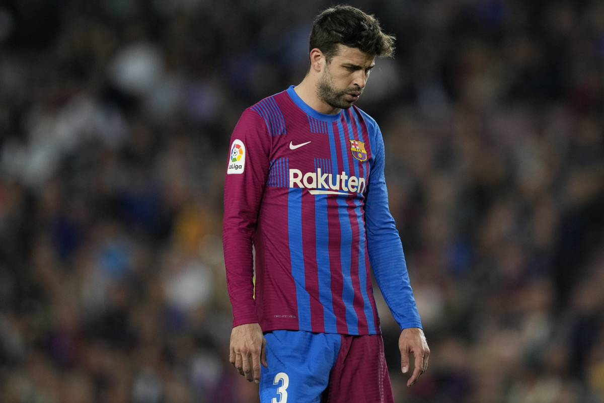 Gerard Piqué anuncia su retirada