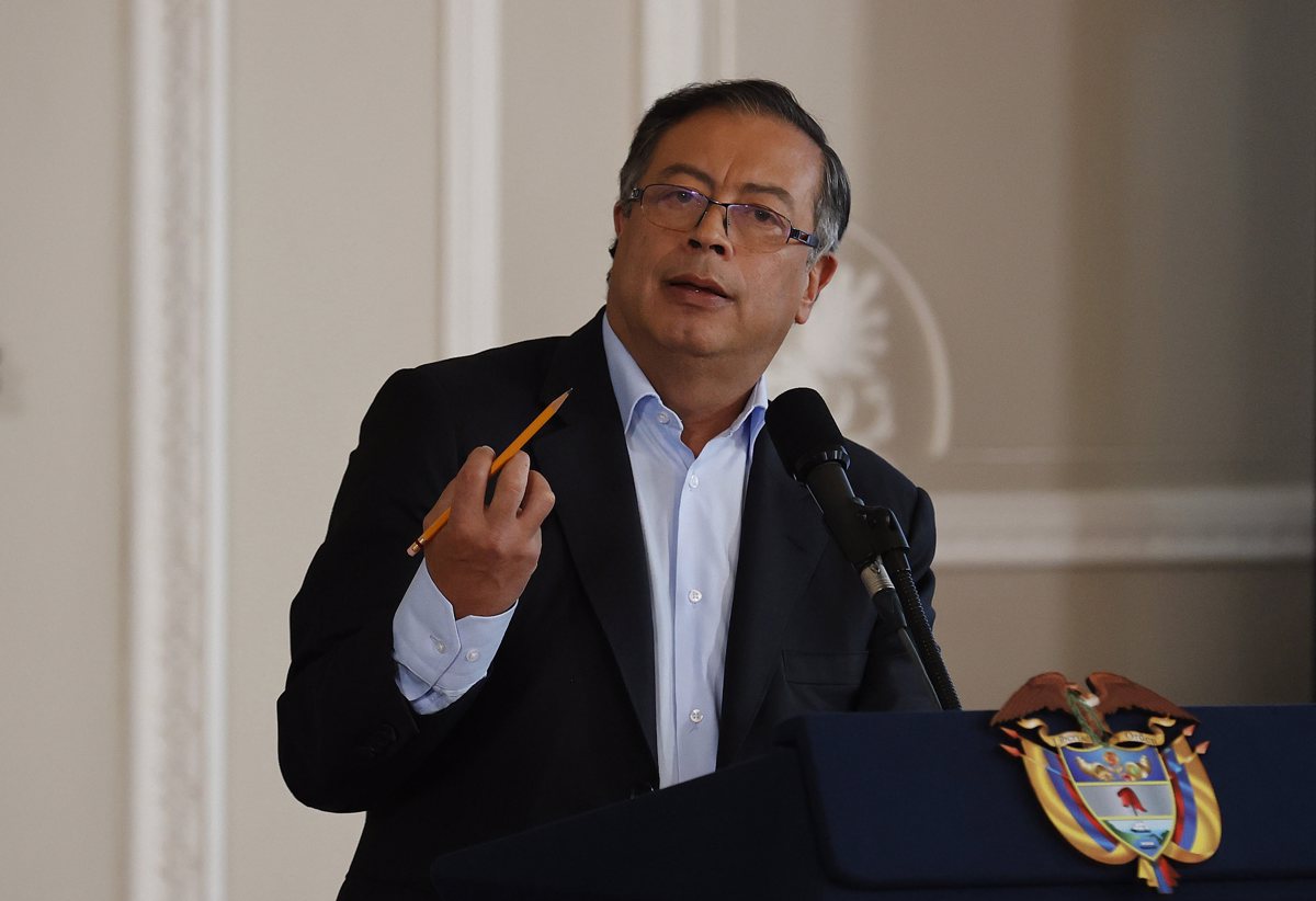 Gobierno de Colombia y el ELN instalan en Caracas mesa de diálogo por la paz