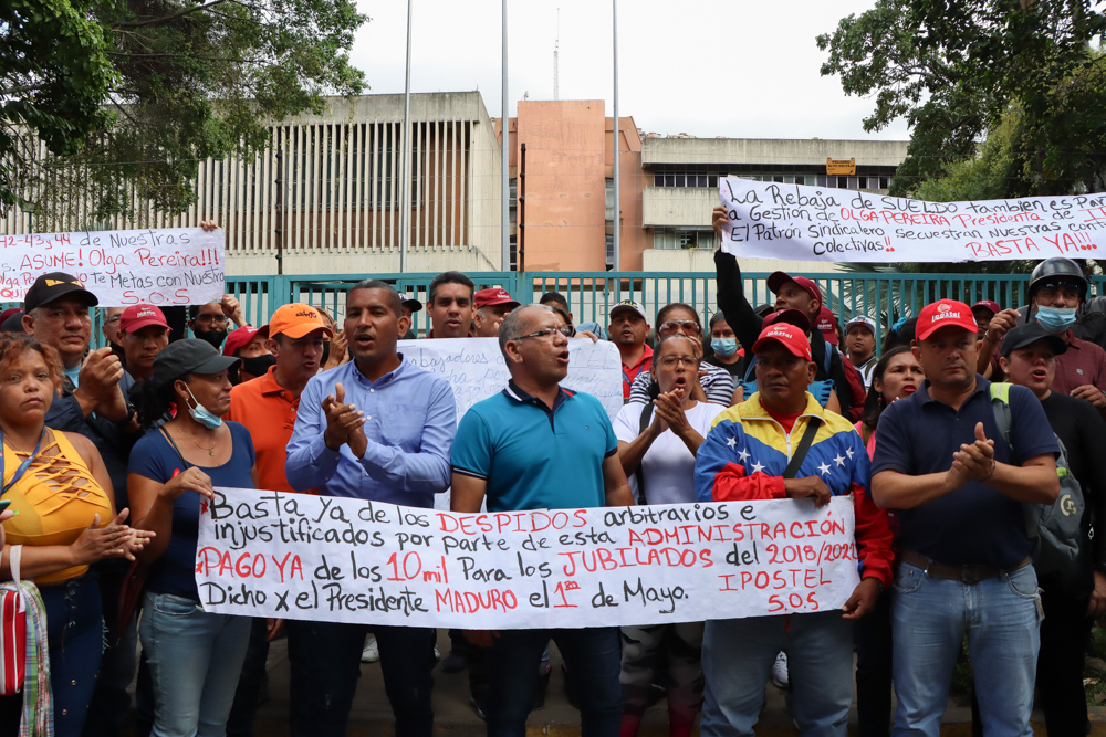 Trabajadores de Ipostel protestan por reivindicaciones salariales (Mairet Chourio)