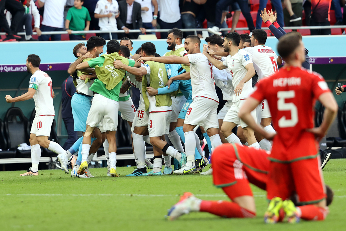 2-0: La Irán de Queiroz sorprende a Gales en la seegunda ronda de Qatar 2022