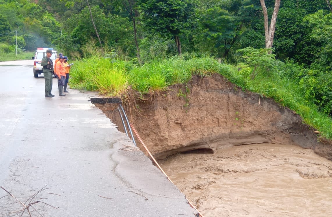 Fontur reporta que se cayó la carretera Lara - Zulia a la altura de Las Pavas