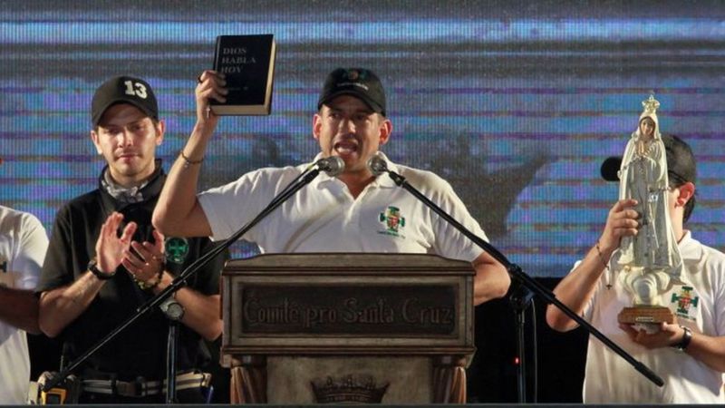 Quién es Luis Fernando Camacho, el líder de la oposición arrestado en Bolivia (y de qué se le acusa)