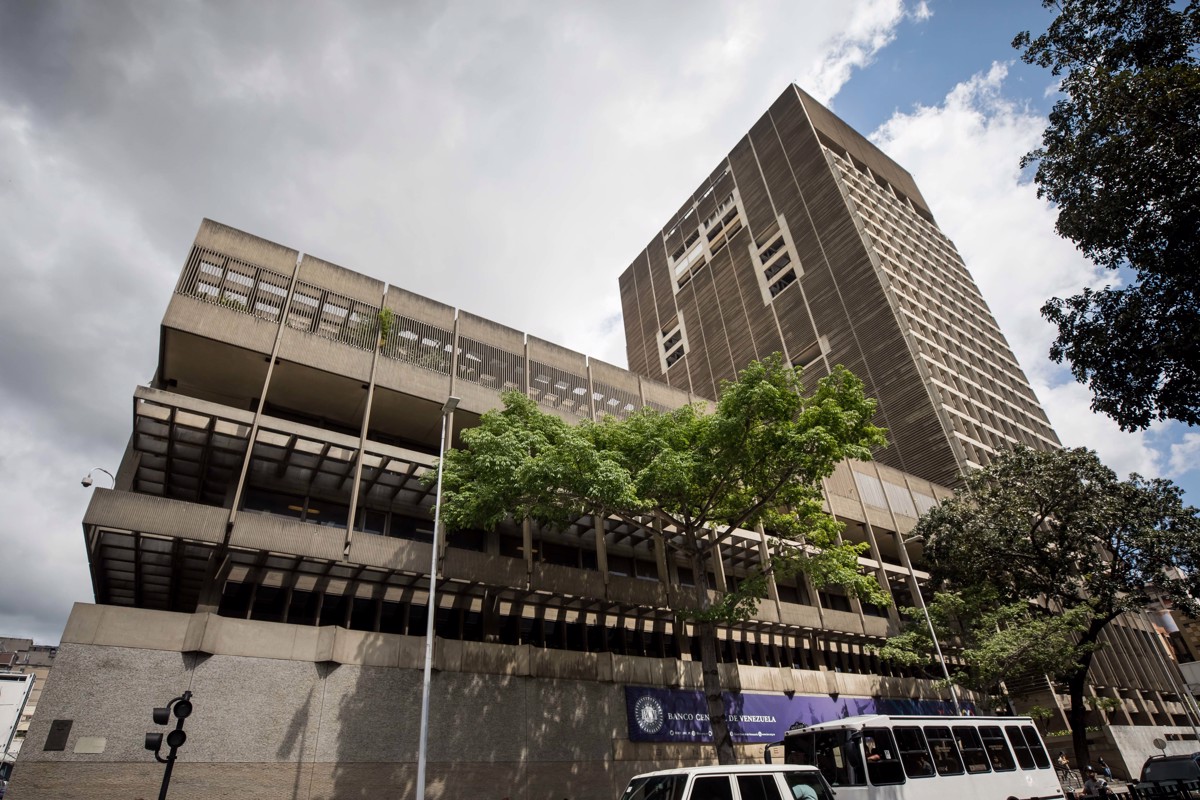 Venezuela acumuló una inflación del 182,9 % entre enero y noviembre, dice el Banco Central