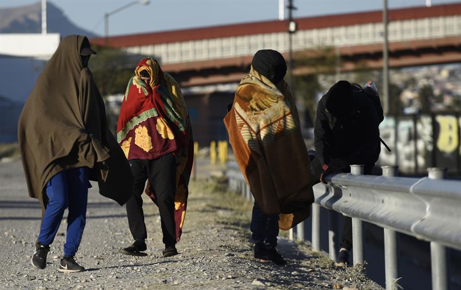 Biden y el DHS ratifican que mantendrán expulsiones de migrantes con el Título 42