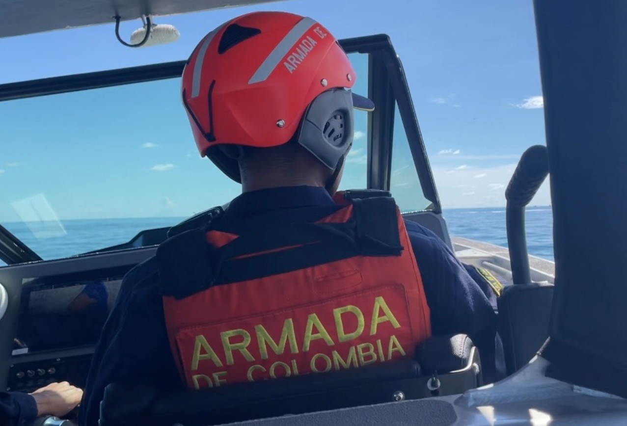 Armada colombiana busca embarcación que lleva a 11 migrantes venezolanos
