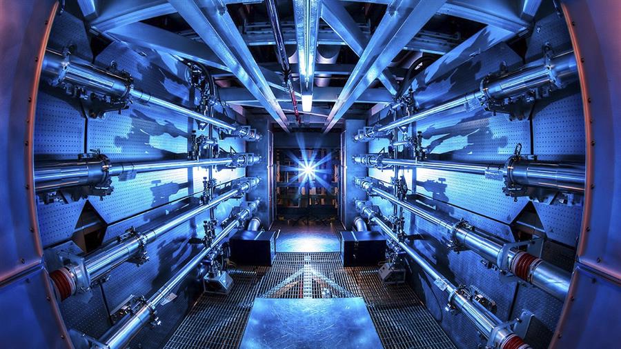 Estados Unidos consigue fusión nuclear con energía limpia y menos costosa