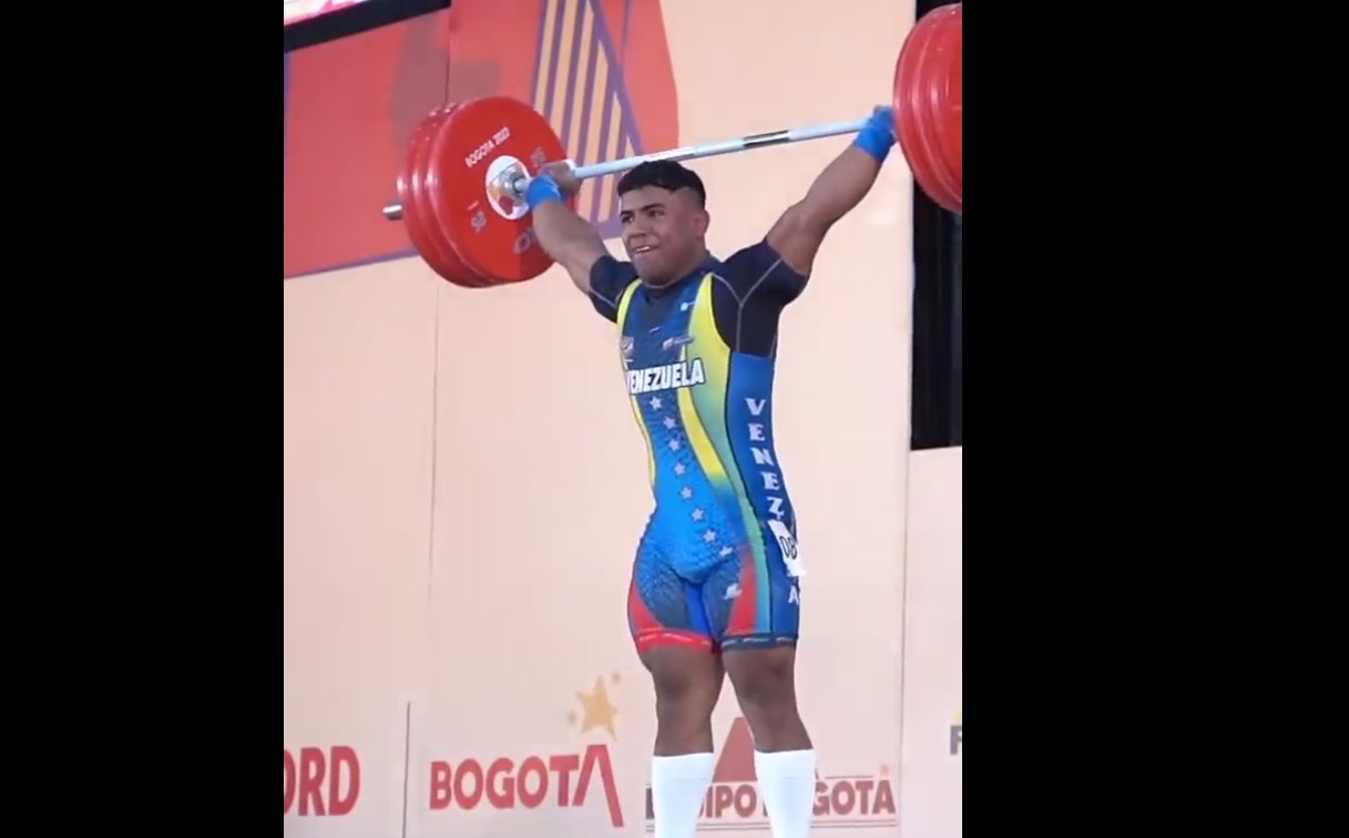 Keydomar Vallenilla es campeón mundial de halterofilia