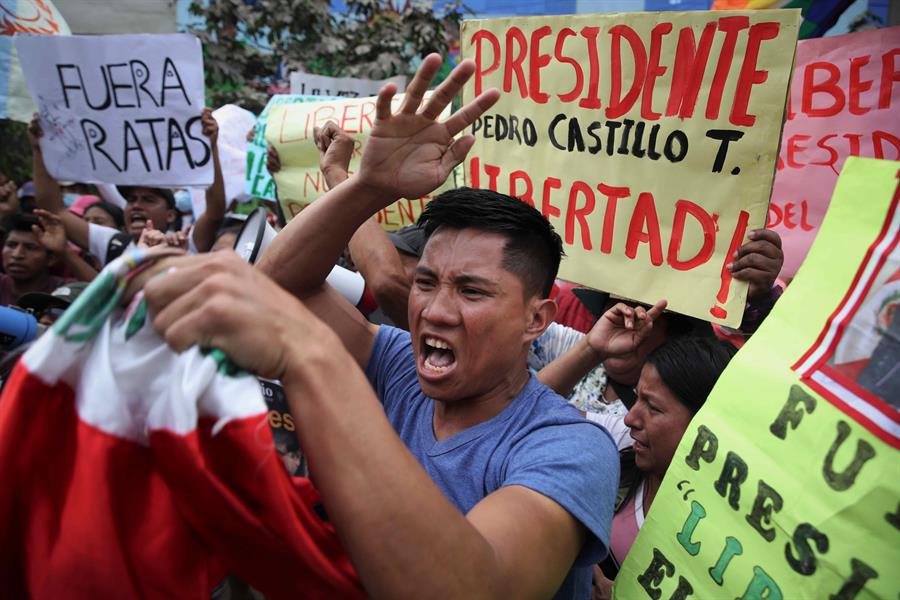 Juez ordena 48 horas más de prisión para Pedro Castillo