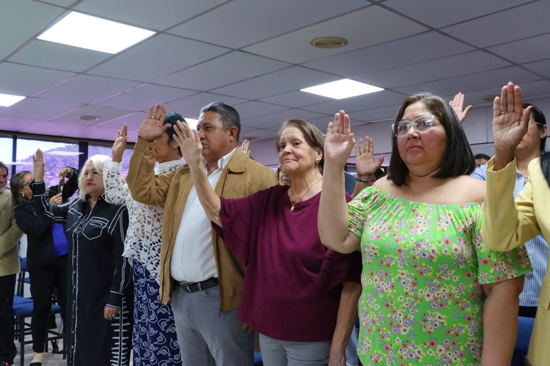 Carmen Terasa Márquez presidenta de la FVM- juramentación (Mairet Chourio)
