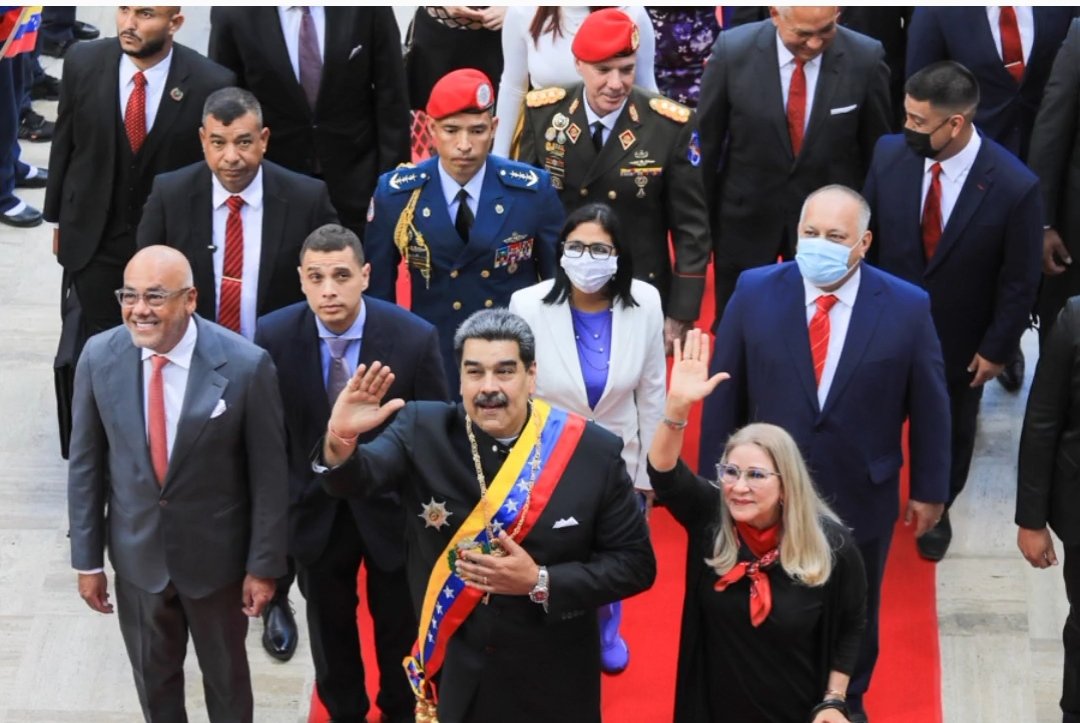 Maduro al Reino Unido: es "risible" que se presten a la farsa de AN de 2015
