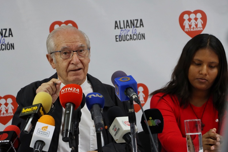 Padre Luis Ugalde-Fe y Alegría- Alianza por la Educación (Mairet Chourio)