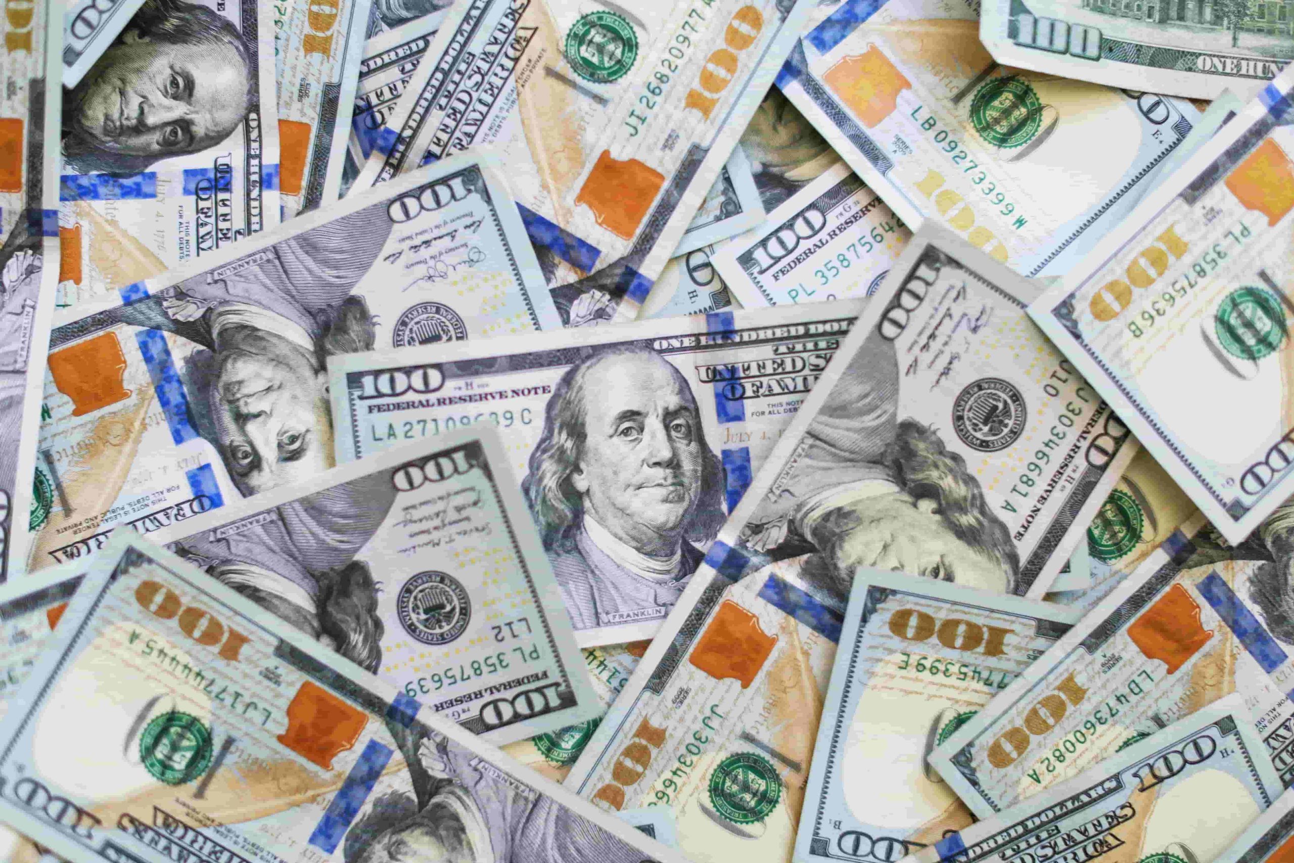 El bolívar pierde quinta parte de su valor frente al dólar en enero