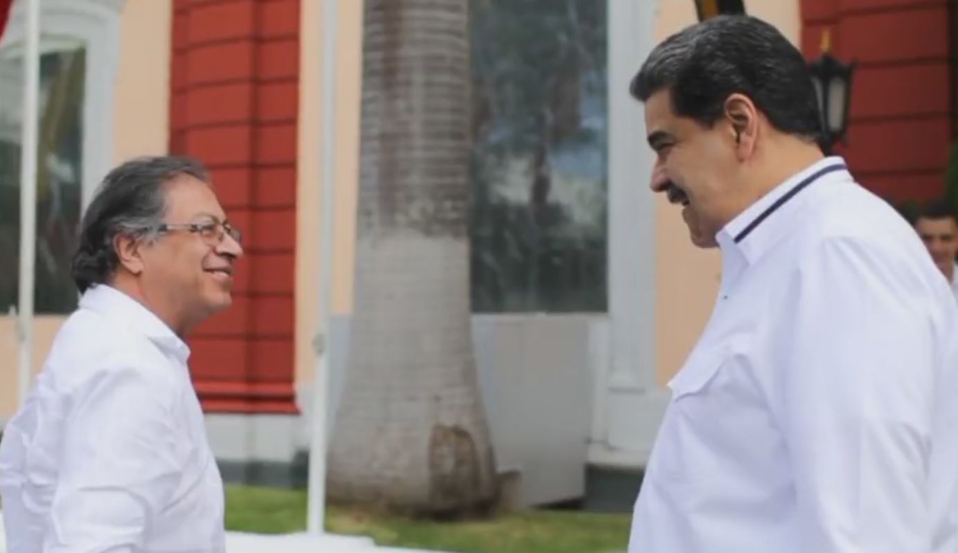 Maduro busca “resetear” la mesa de negociación en México con iniciativa de Petro, advierten expertos