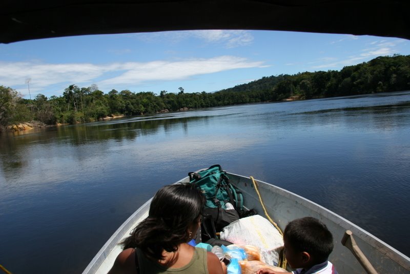 Indígenas de Amazonas piden a Fiscalía constatar presencia de grupos armados en sus territorios