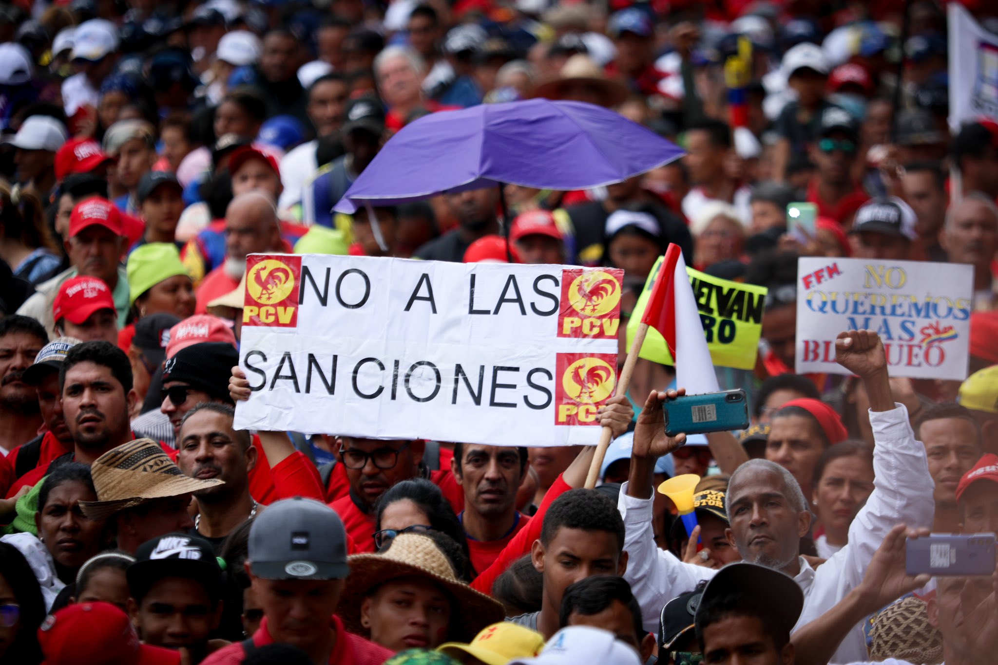 Dirigencia denuncia que «disfrazaron» personas con símbolos del PCV para marcha del 4F