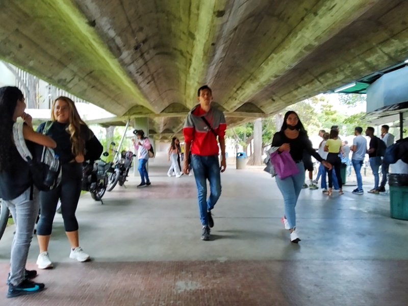 UCV-Primer día de paro convocado por el sector de educación superior
